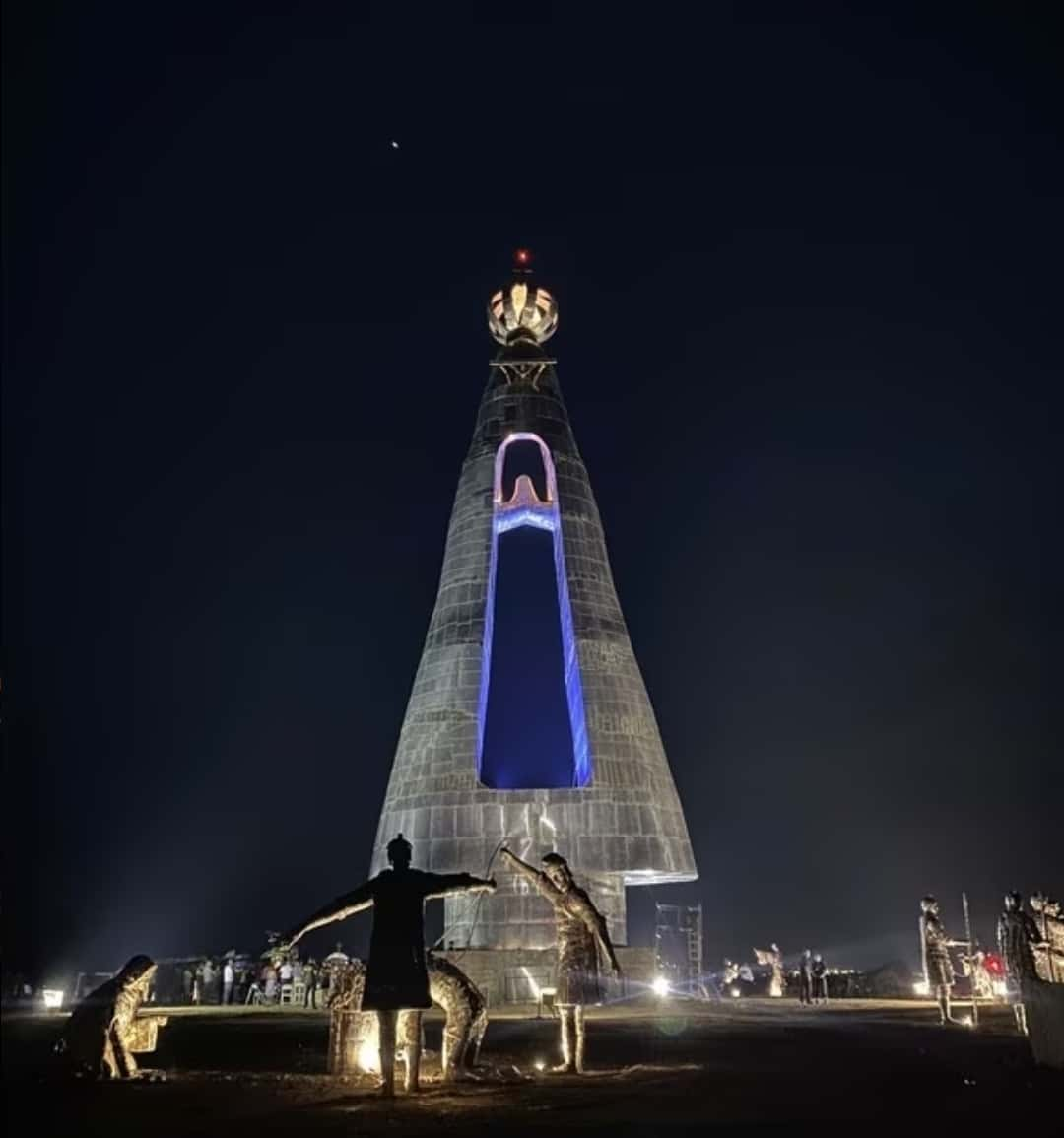 Estátua de 50 metros em homenagem à Nossa Senhora Aparecida é inaugurada