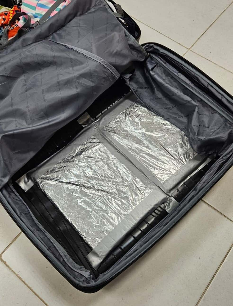 Passageira é presa em Viracopos ao tentar embarcar a Europa com 4,5kg de cocaína