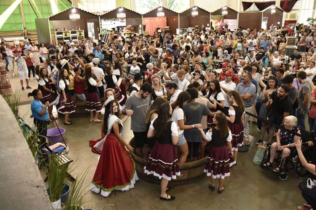 Festa da Uva de Jundiaí completa 90 anos e espera 300 mil visitantes