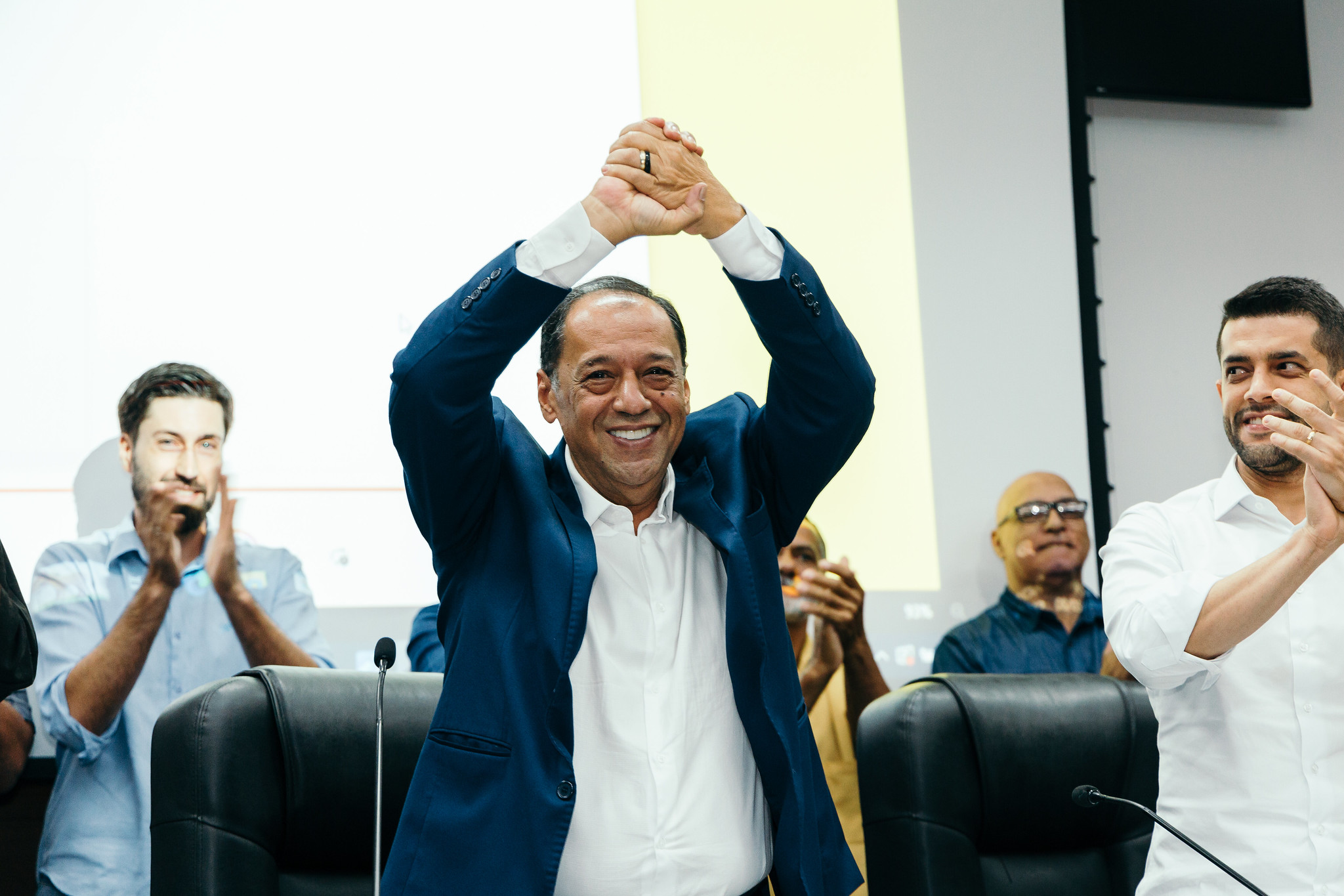 “Alô Eri” abre a sabatina aos pré-candidatos com Renato de Andrade