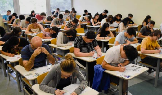 Cursinho pré-vestibular grátis tem inscrições abertas; aulas começam sábado (10)
