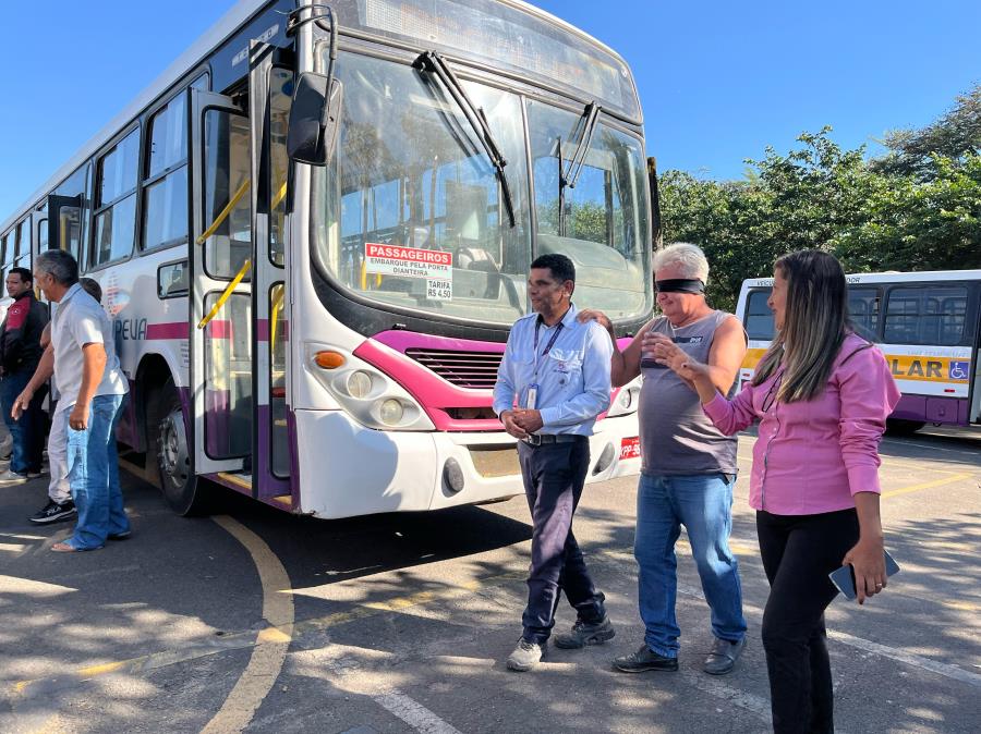  Via Itupeva promove capacitação para atendimento a estudantes com deficiência