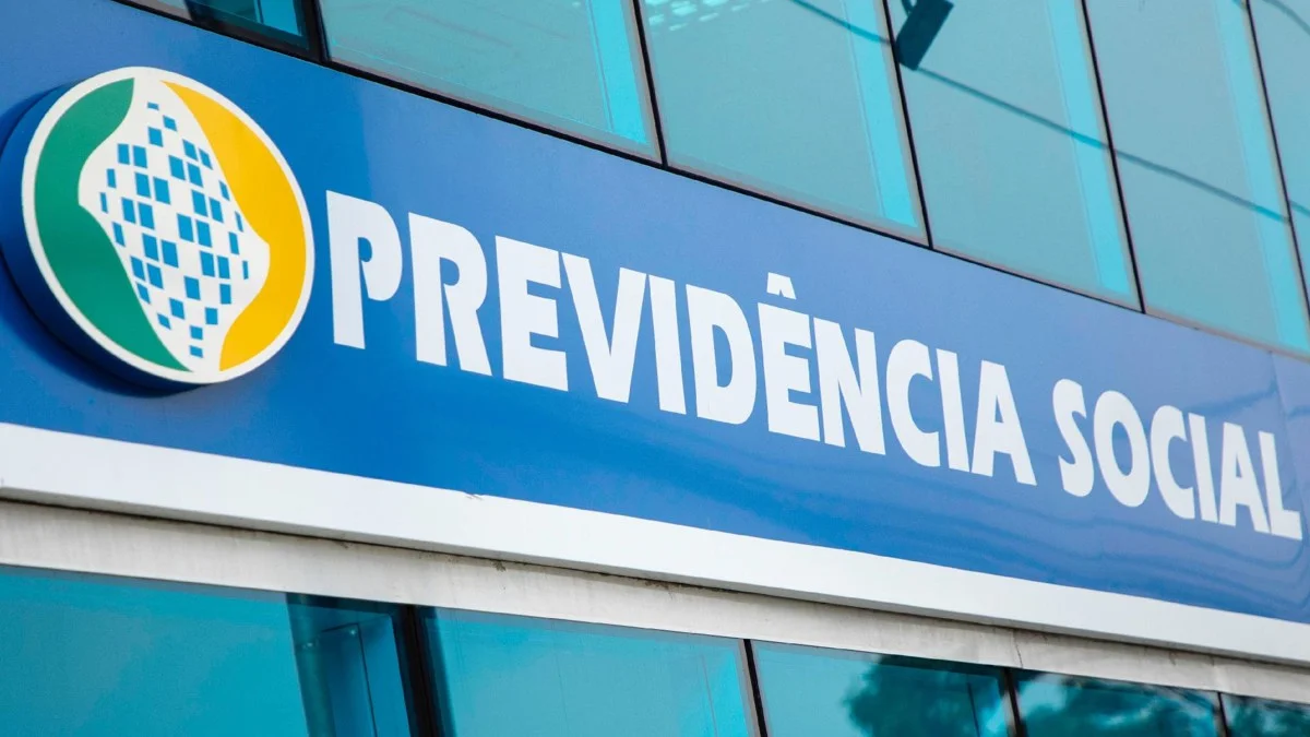 Associação dos Aposentados cobra rapidez do Governo contra entidades golpistas