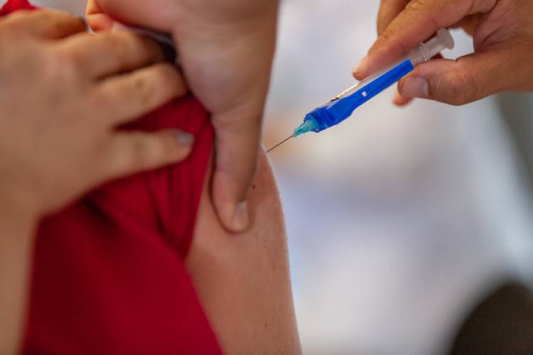 Vacina contra gripe é disponibilizada para todas as idades