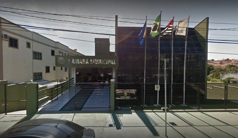  Sessão terá dois projetos e três moções para serem discutidos nesta terça (3)