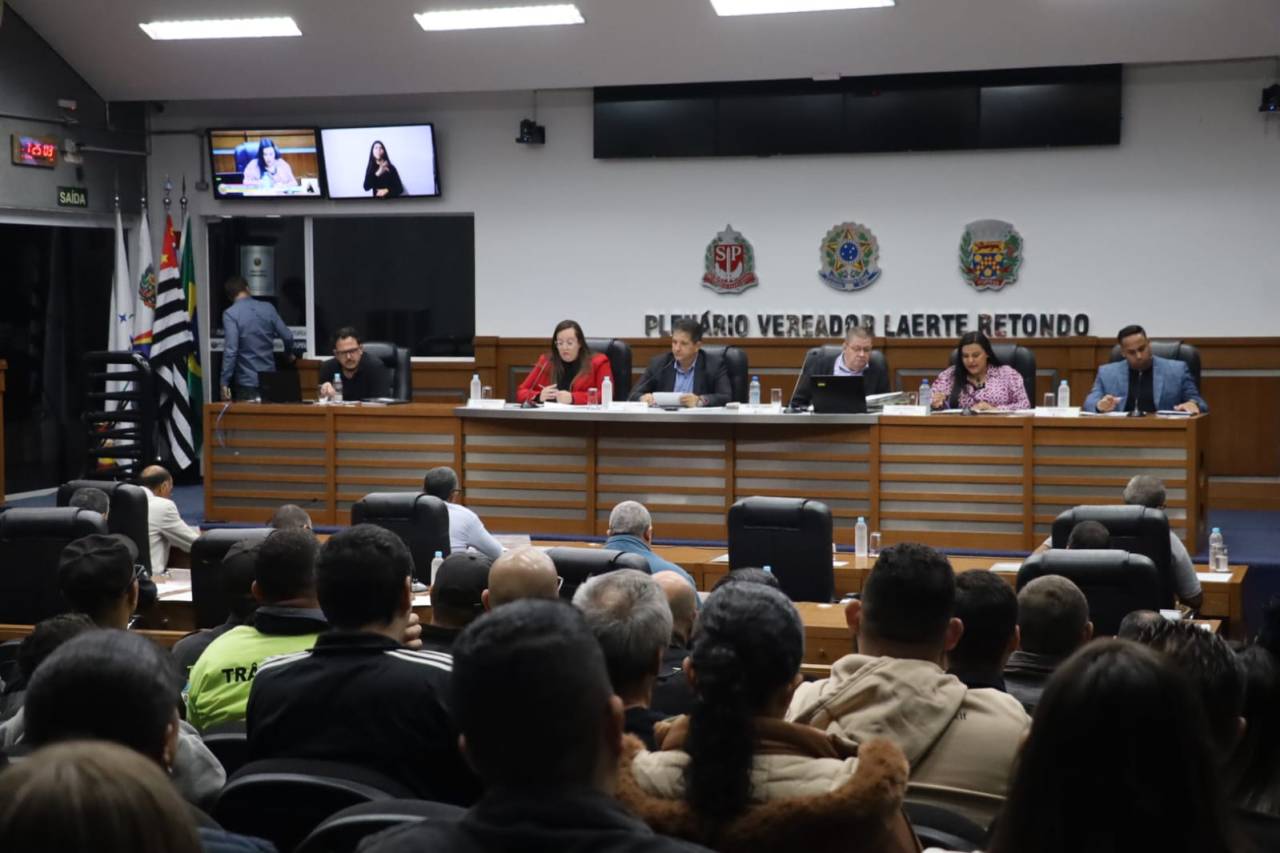Vereadores mostram, em sessão, o descontentamento com a atual administração