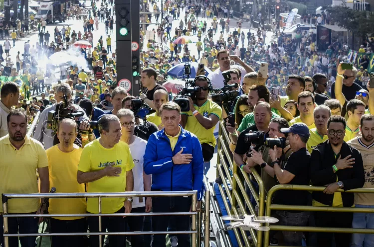  Com a presença de Bolsonaro, manifestação por anistia de 8/1 leva 12,4 mil