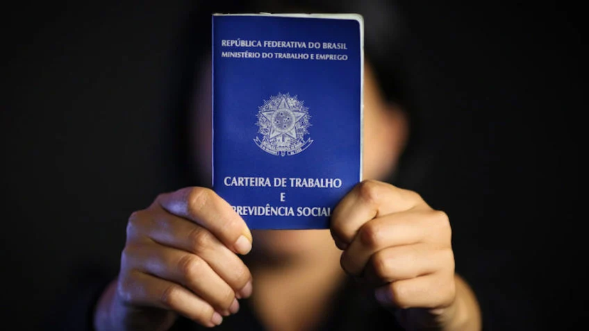  Agire abre vaga para secretária folguista