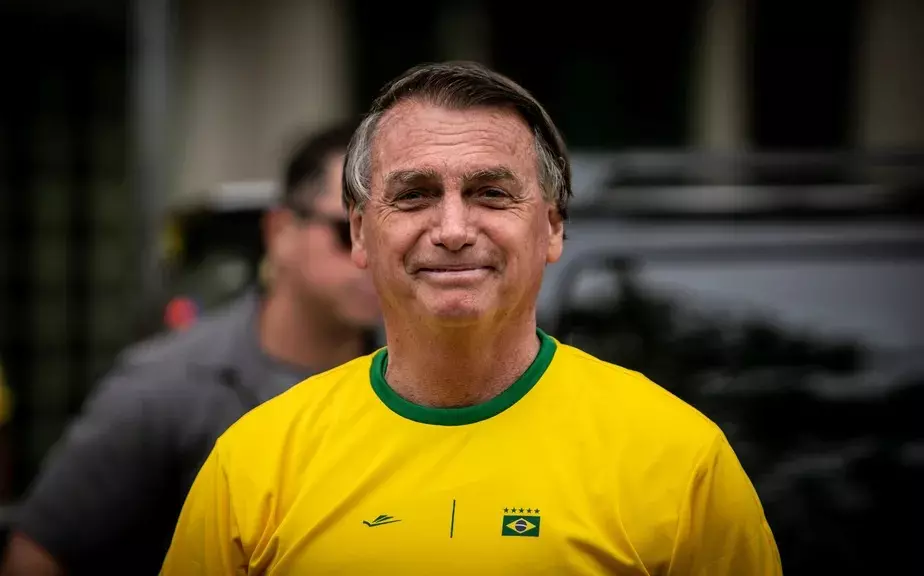  Bolsonaro é condenado a 27 anos de prisão por Trama Golpista