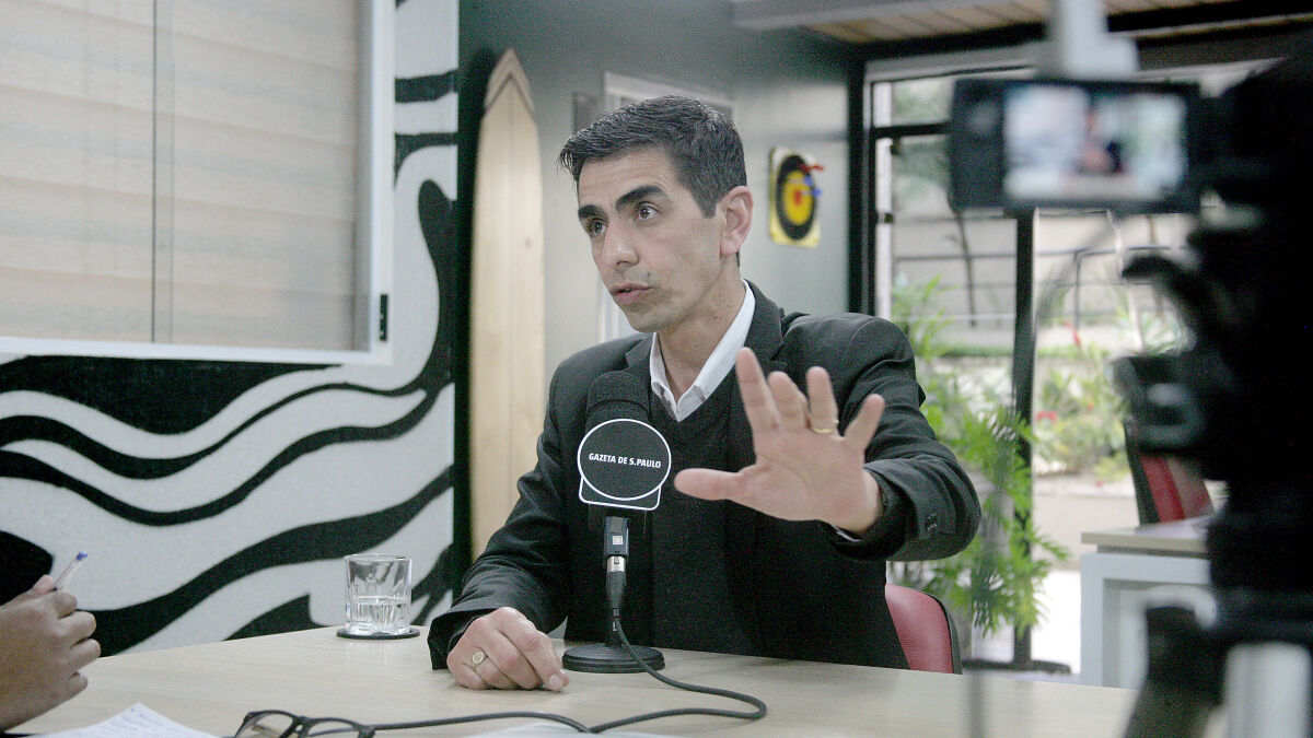 Moradora faz boletim de ocorrência contra prefeito de Campo Limpo