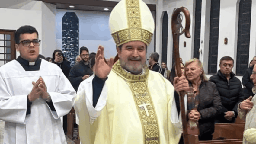  Bispo de Jundiaí representará católicos LGBT no Brasil