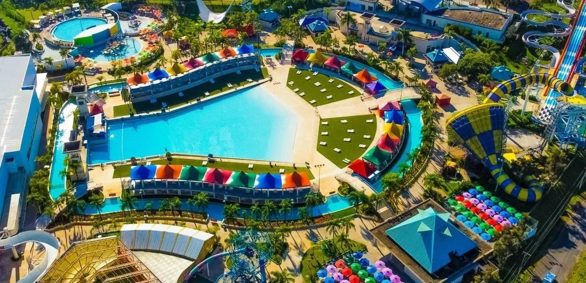 Após morte de salva-vidas, Wet’n Wild retoma funcionamento apenas na quinta
