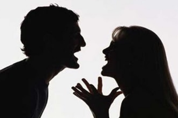  Briga de casal termina atrás das grades na região