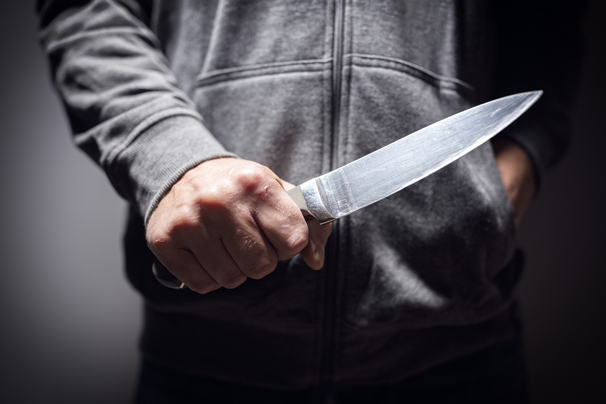 Dupla é presa após agredirem e atacarem com faca guardas na Vila São João