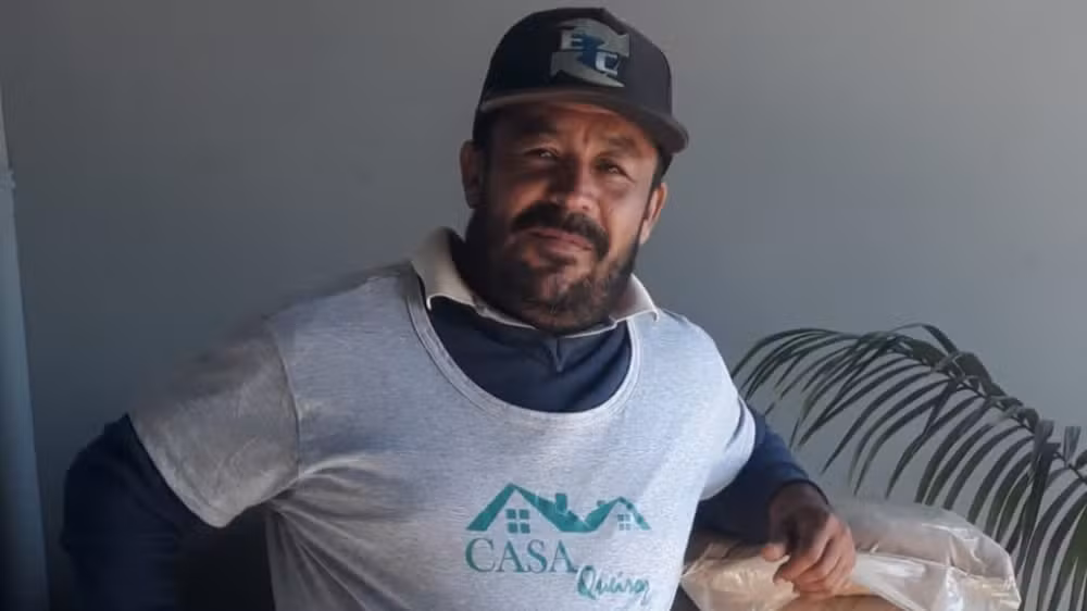 Homem cobra dívida de primo e sofre 18 golpes de faca