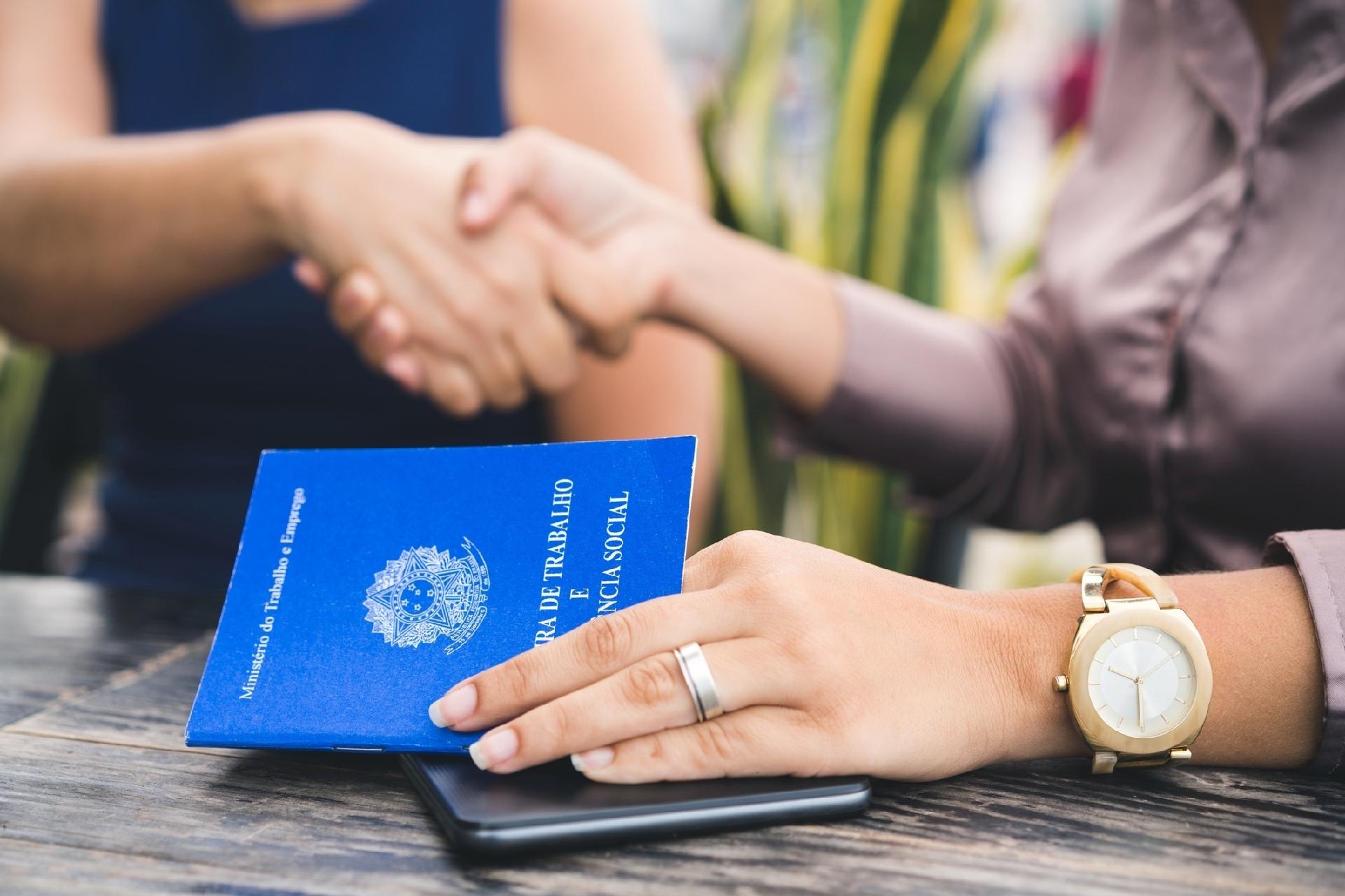 Metalk Serralheria abre vagas com salários de até R$ 3.300